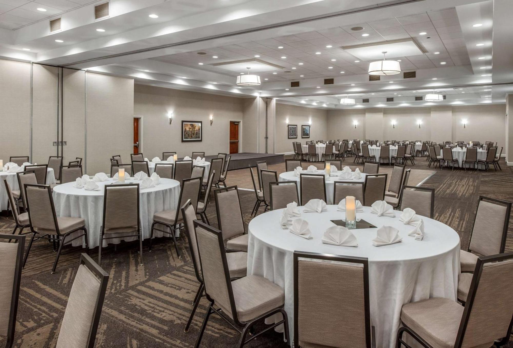 Hilton Garden Inn Dallas/Аллен Экстерьер фото